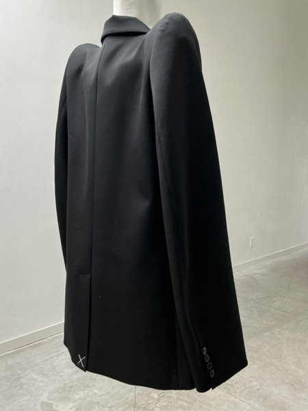 26AW Vetements Tight Sholder Tailored Jacket