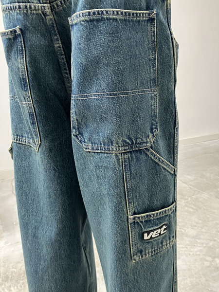 VETEMENTS 26SS Hip-Hop Jeans