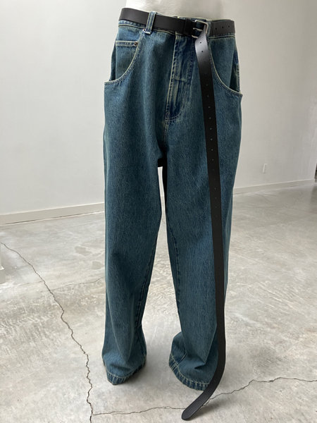 VETEMENTS 26SS Hip-Hop Jeans