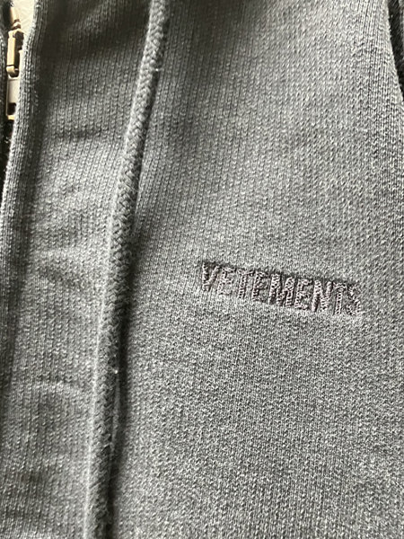 VETEMENTS 26SS Round Shoulder Hoodie