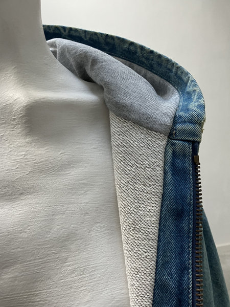 VETEMENTS 26SS Hooded Jacket